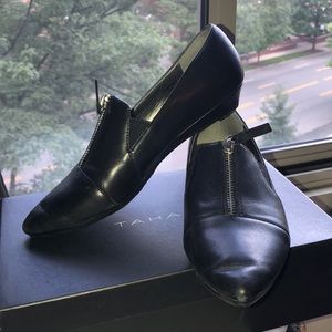 Tahari flats
